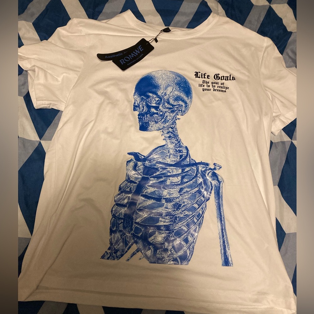 Mens skull shirt